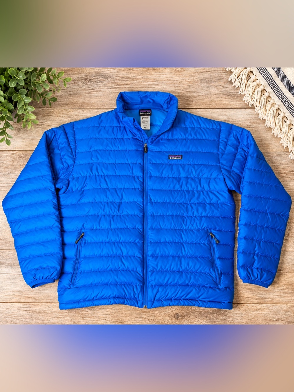 Patagonia Men’s Blue Down Sweater Jacket Size Large Lightweight Puffer